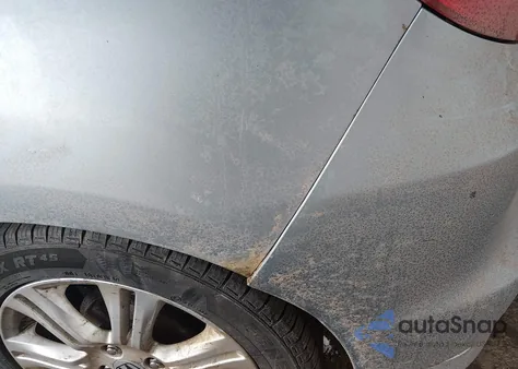 2011 Honda Fit Sport z USA, uszkodzony, nr VIN JHMGE8G5XBC009465